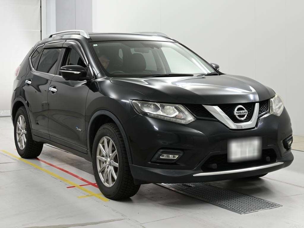 NISSAN X-TRAIL
