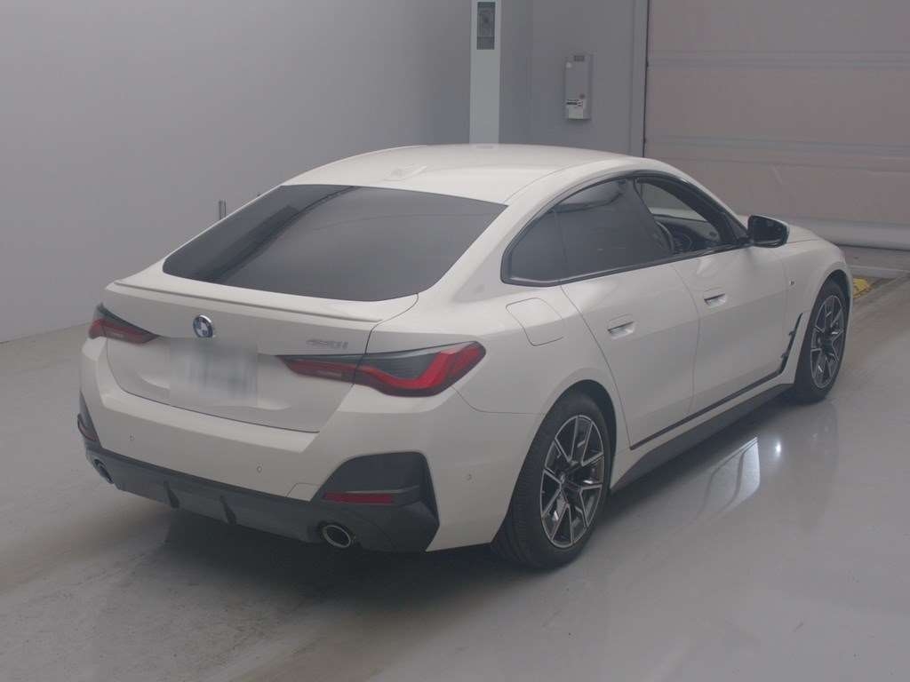 BMW 4-SERIES