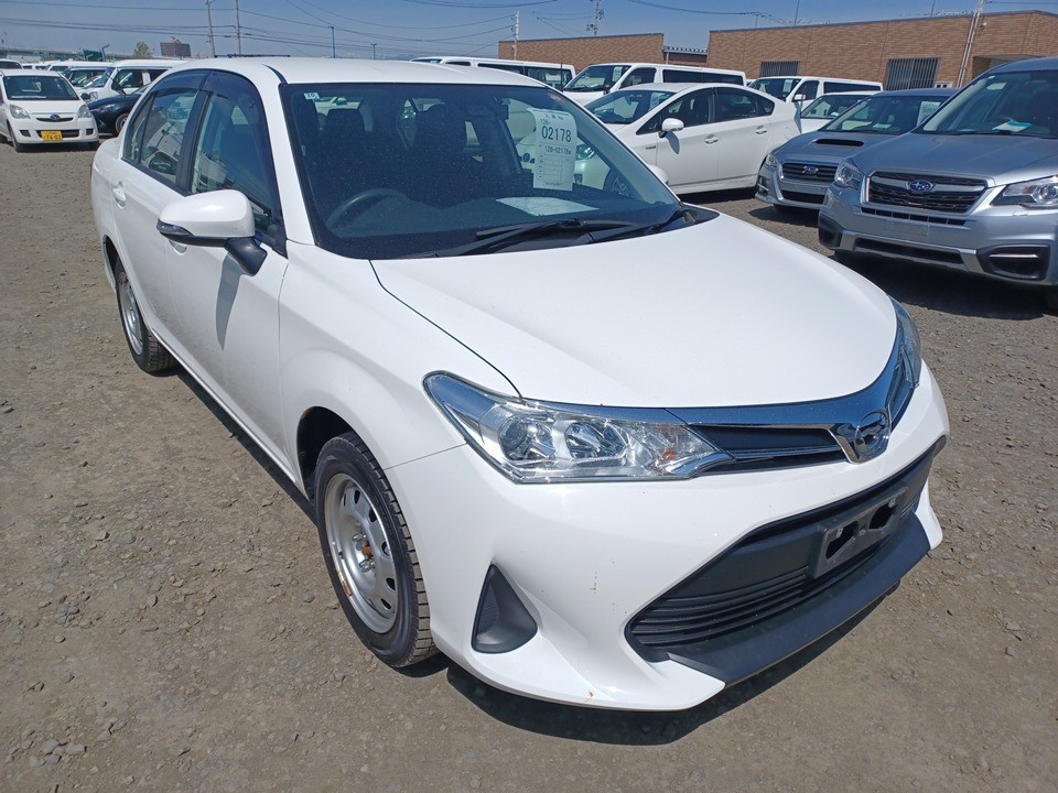 TOYOTA COROLLA AXIO