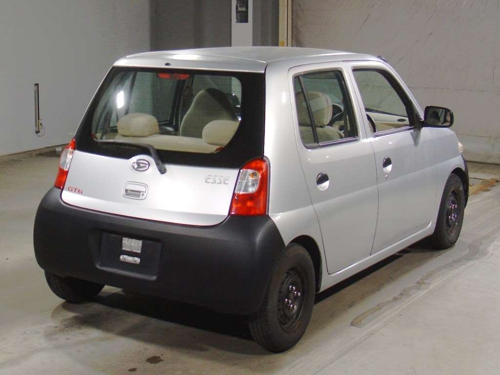 DAIHATSU ESSE