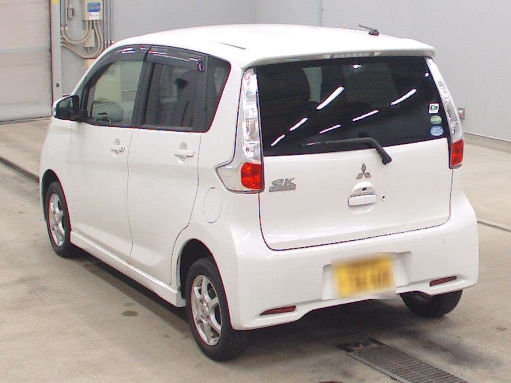 MITSUBISHI EK CUSTOM
