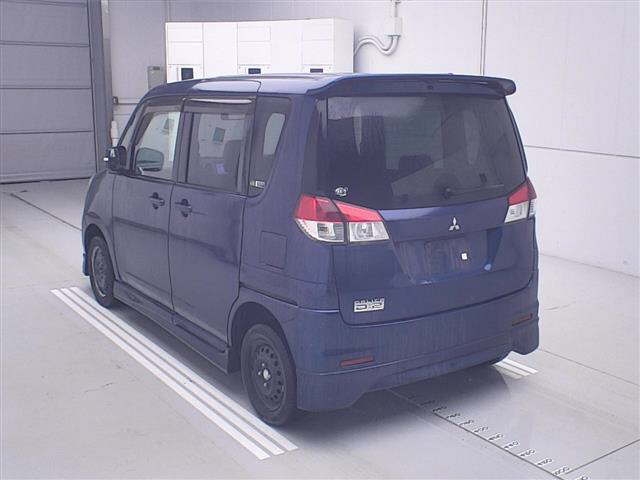 MITSUBISHI DELICA D:2