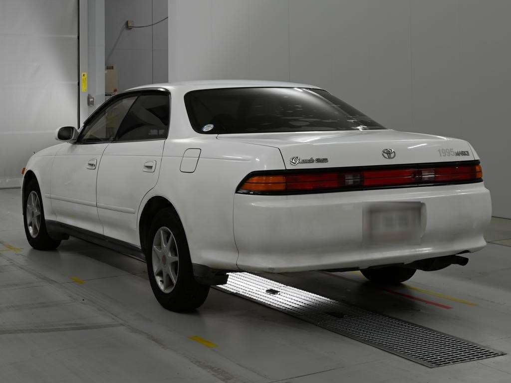 TOYOTA MARK II