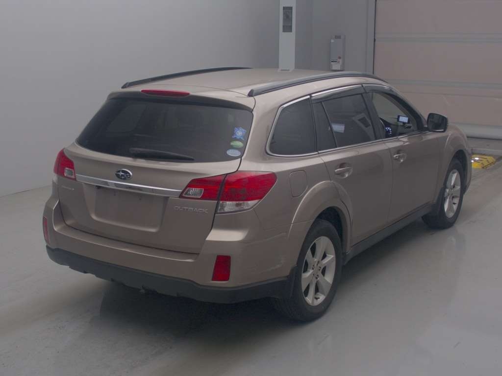 SUBARU OUTBACK