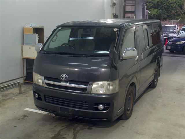 TOYOTA REGIUS ACE