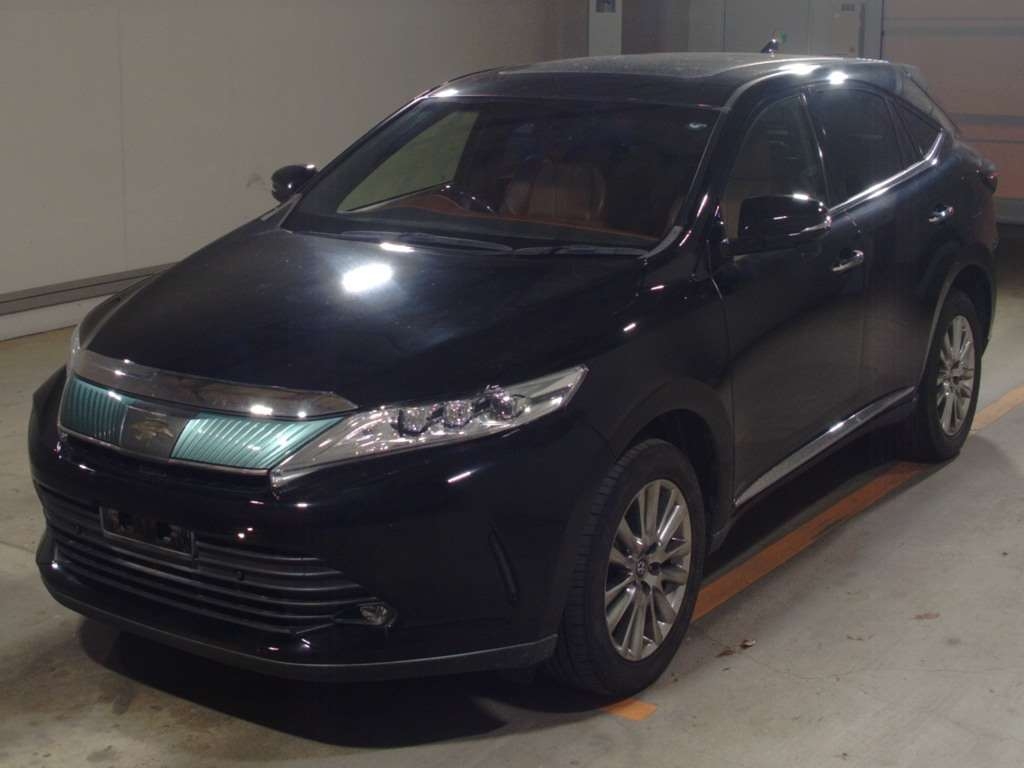 TOYOTA HARRIER