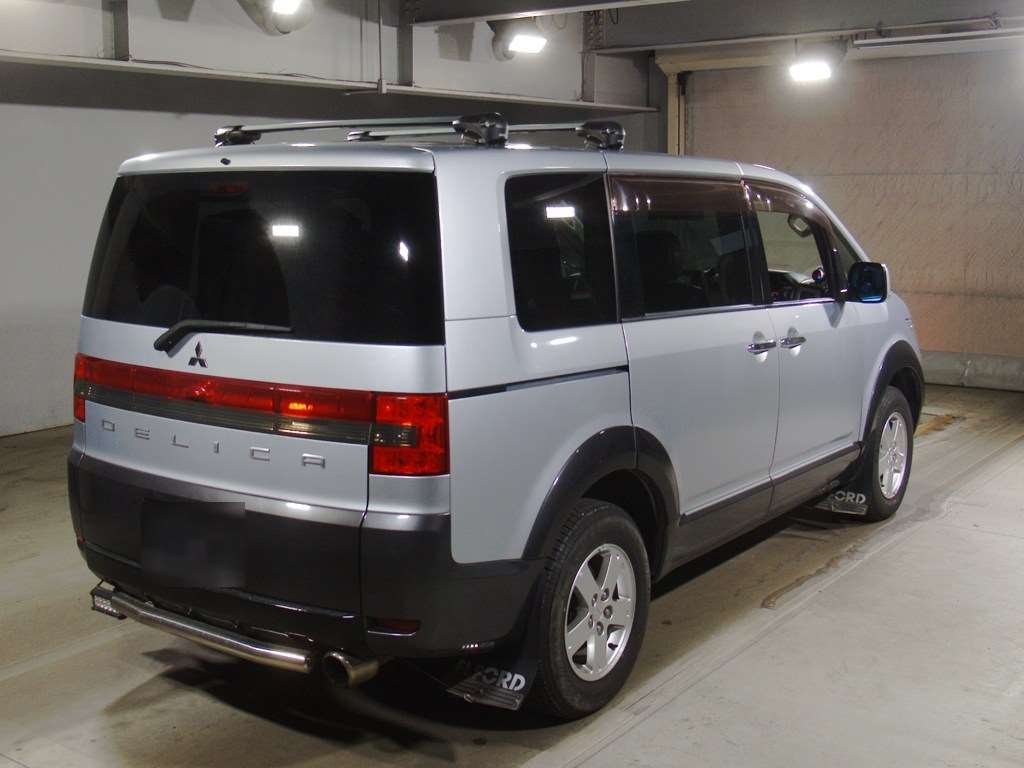 MITSUBISHI DELICA D:5