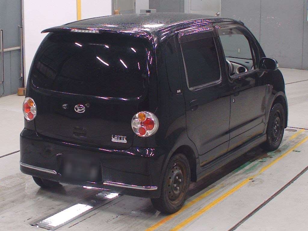 DAIHATSU MOVE LATTE