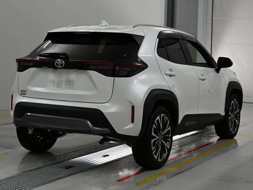 TOYOTA YARIS CROSS