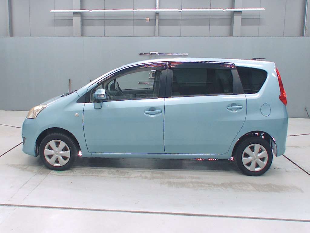 TOYOTA PASSO SETTE
