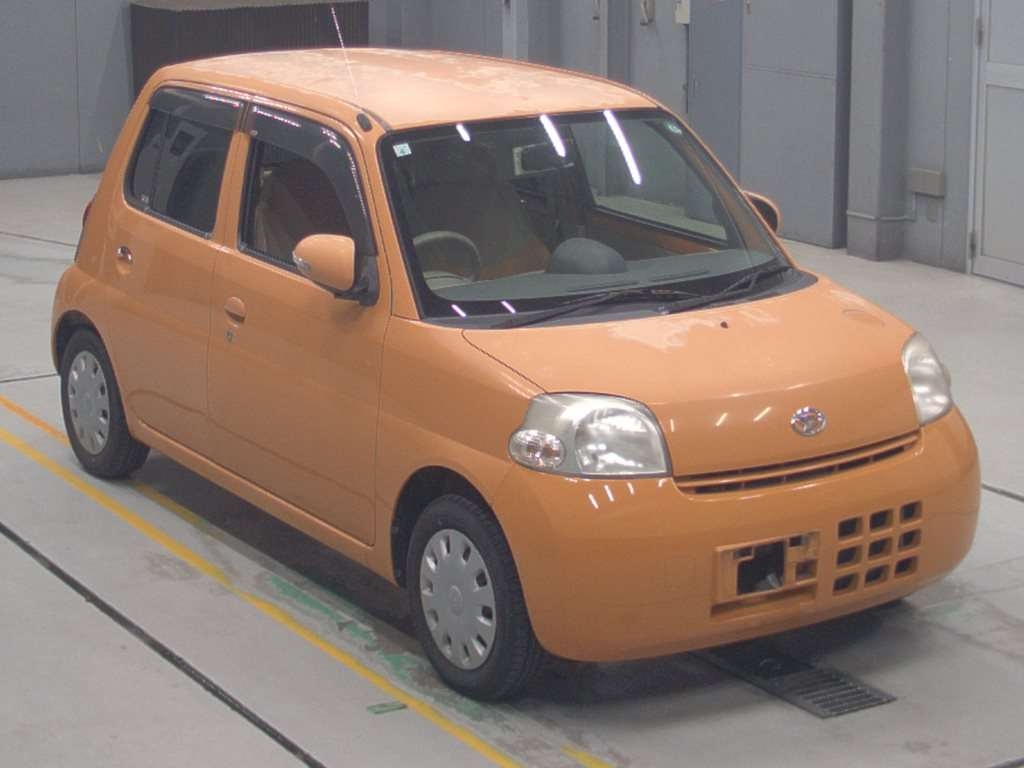 DAIHATSU ESSE