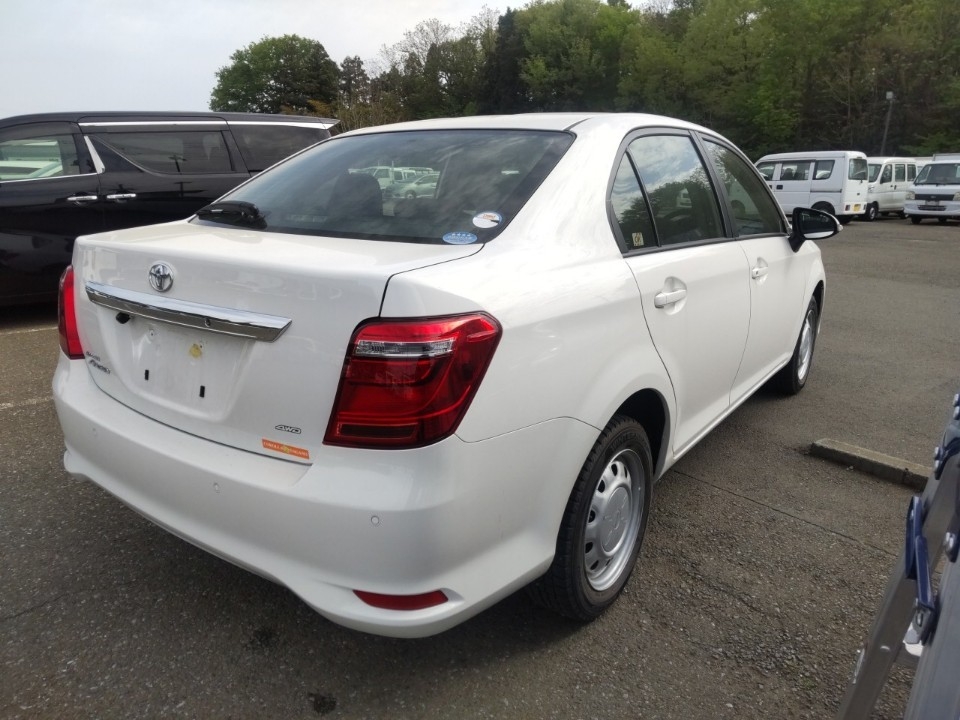 TOYOTA COROLLA AXIO