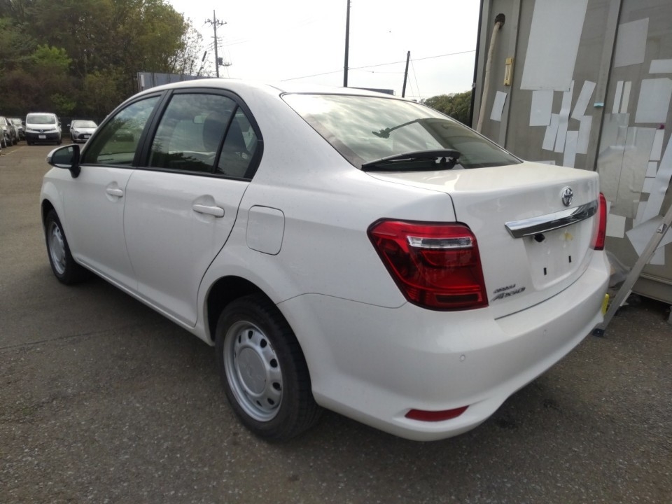 TOYOTA COROLLA AXIO