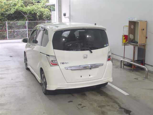 HONDA FREED