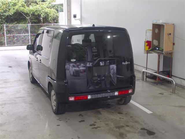 HONDA MOBILIO SPIKE