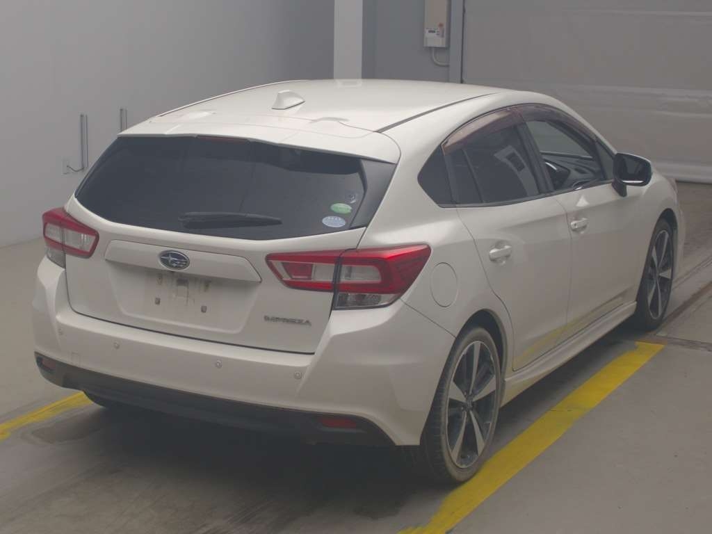 SUBARU IMPREZA