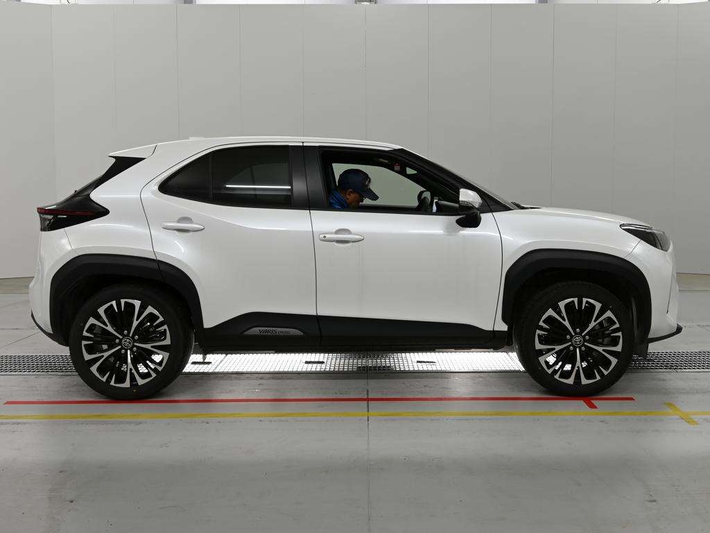 TOYOTA YARIS CROSS
