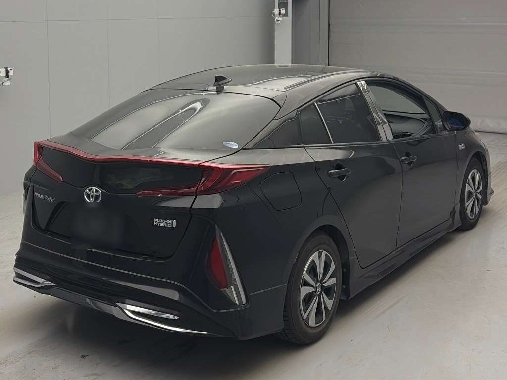 TOYOTA PRIUS PHV