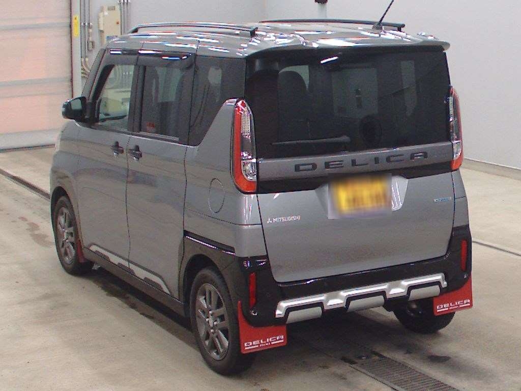 MITSUBISHI DELICA MINI