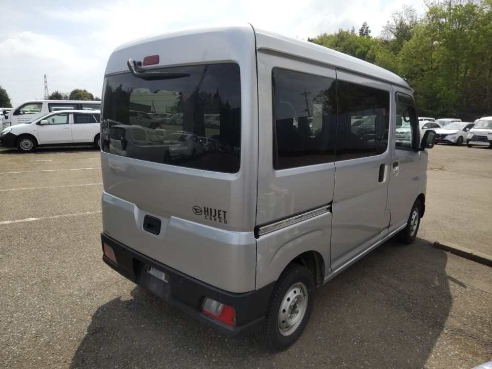 DAIHATSU ATRAI