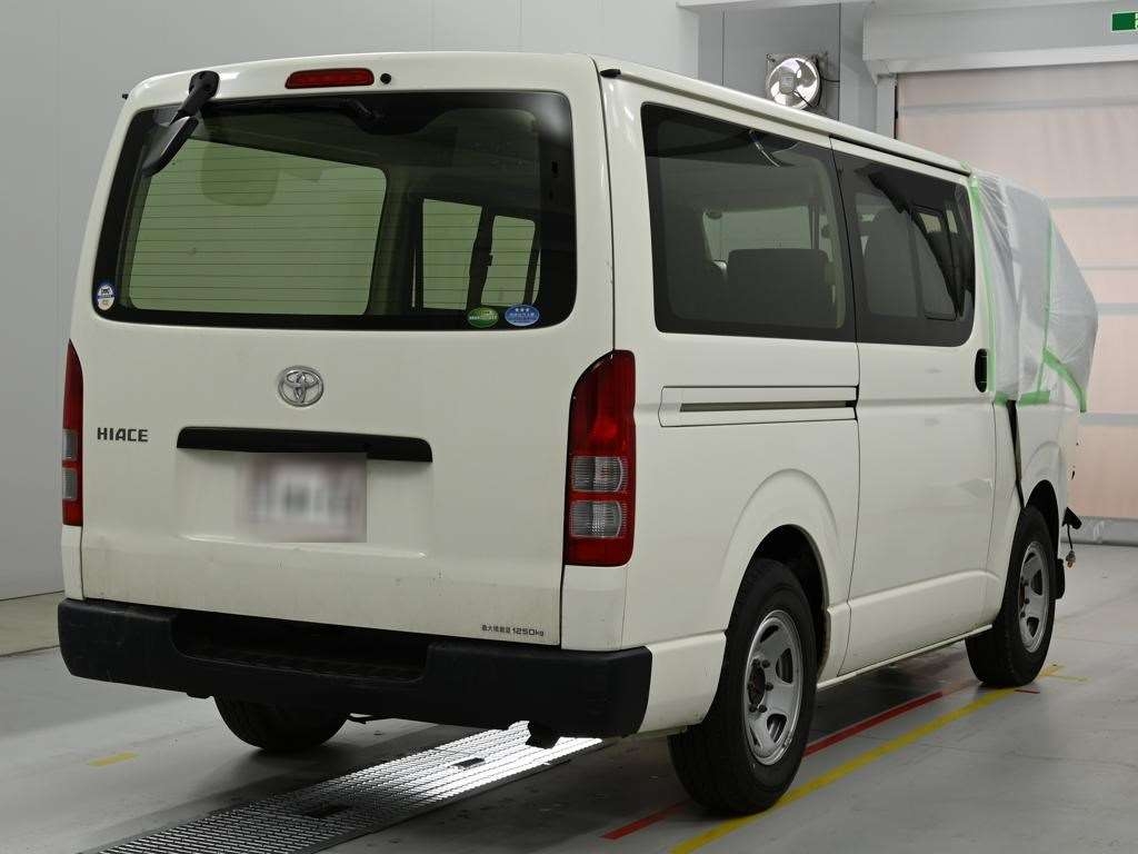 TOYOTA REGIUS ACE