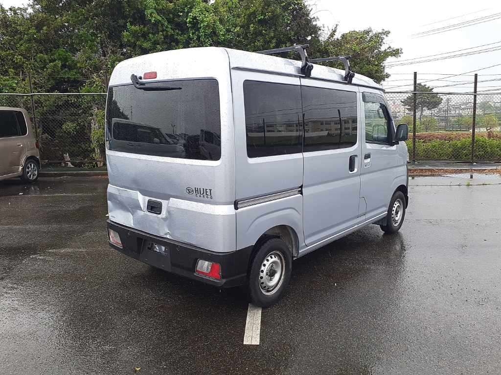DAIHATSU ATRAI