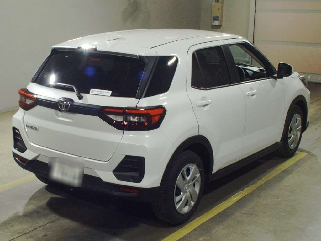 TOYOTA RAIZE