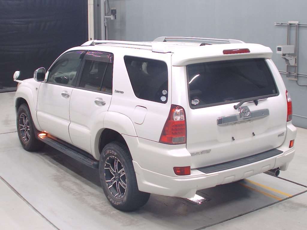 TOYOTA HILUX SURF