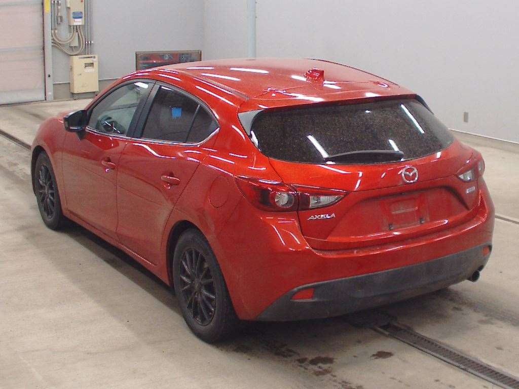 MAZDA AXELA