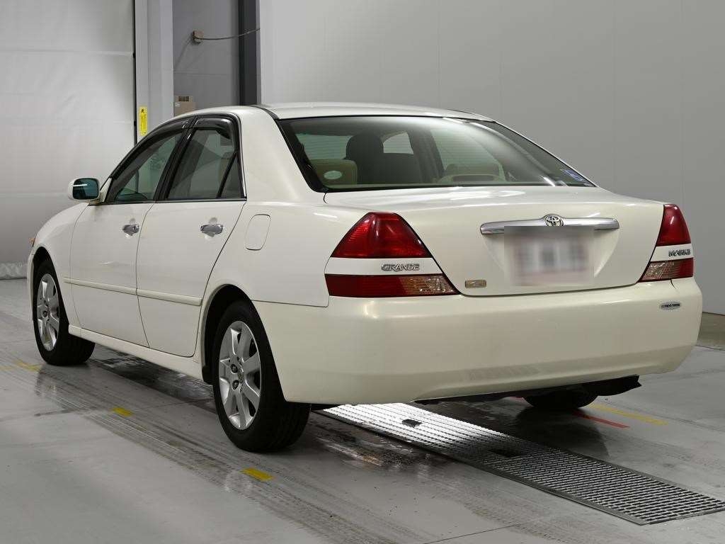 TOYOTA MARK II