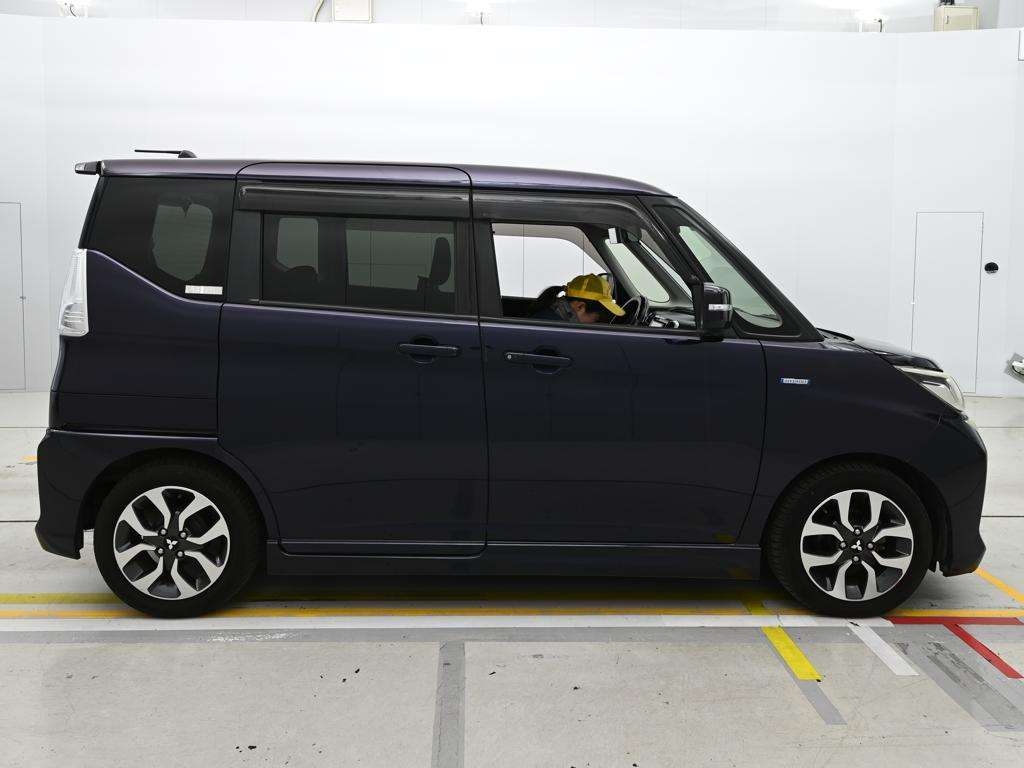 MITSUBISHI DELICA D:2