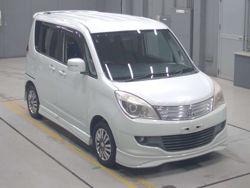 MITSUBISHI DELICA D:2