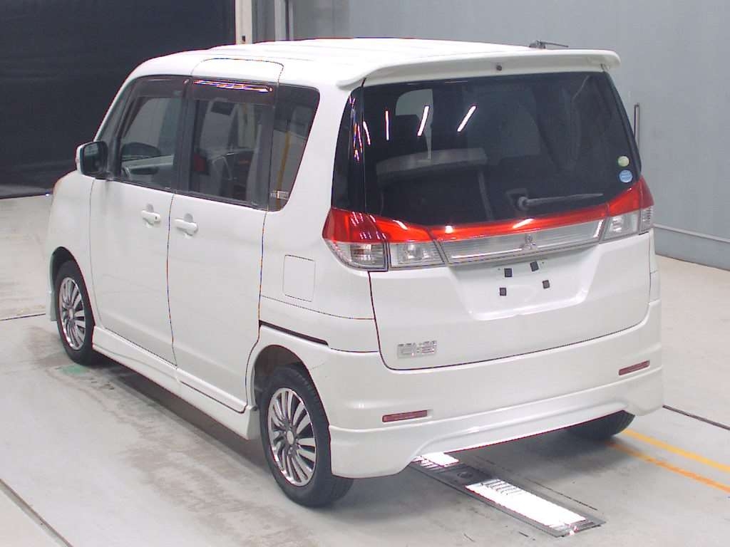 MITSUBISHI DELICA D:2