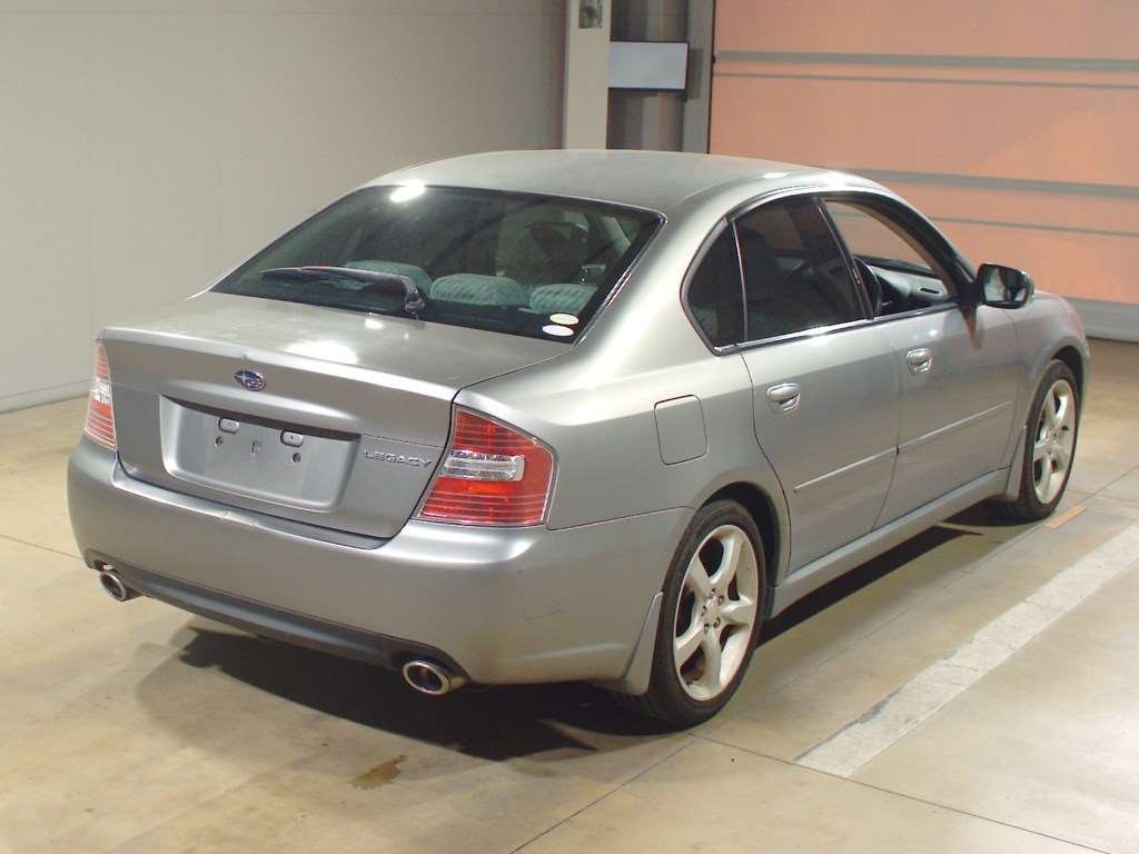 SUBARU LEGACY B4