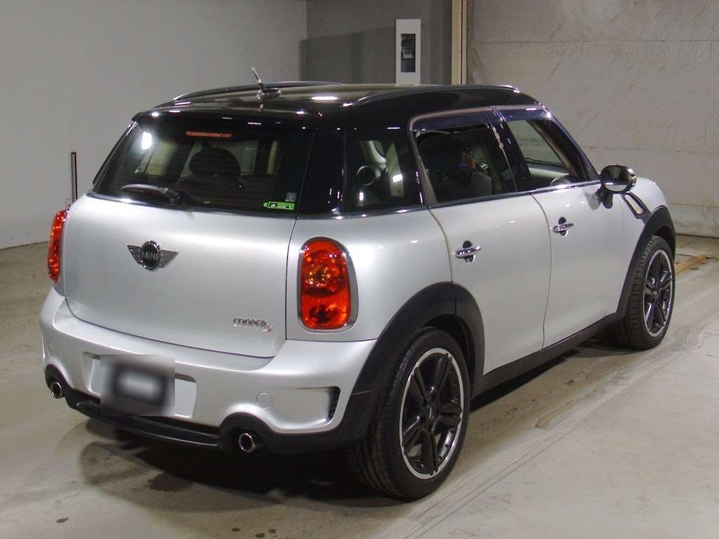 MINI CROSSOVER