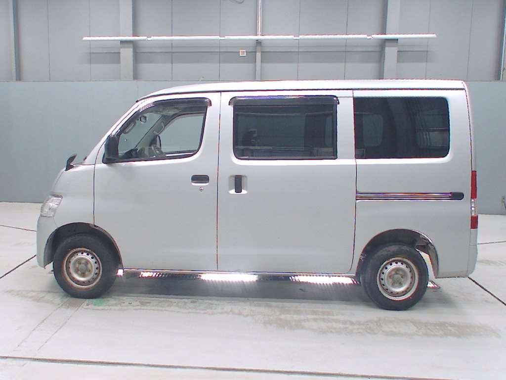 TOYOTA LITE ACE
