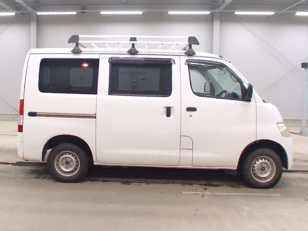 TOYOTA LITE ACE