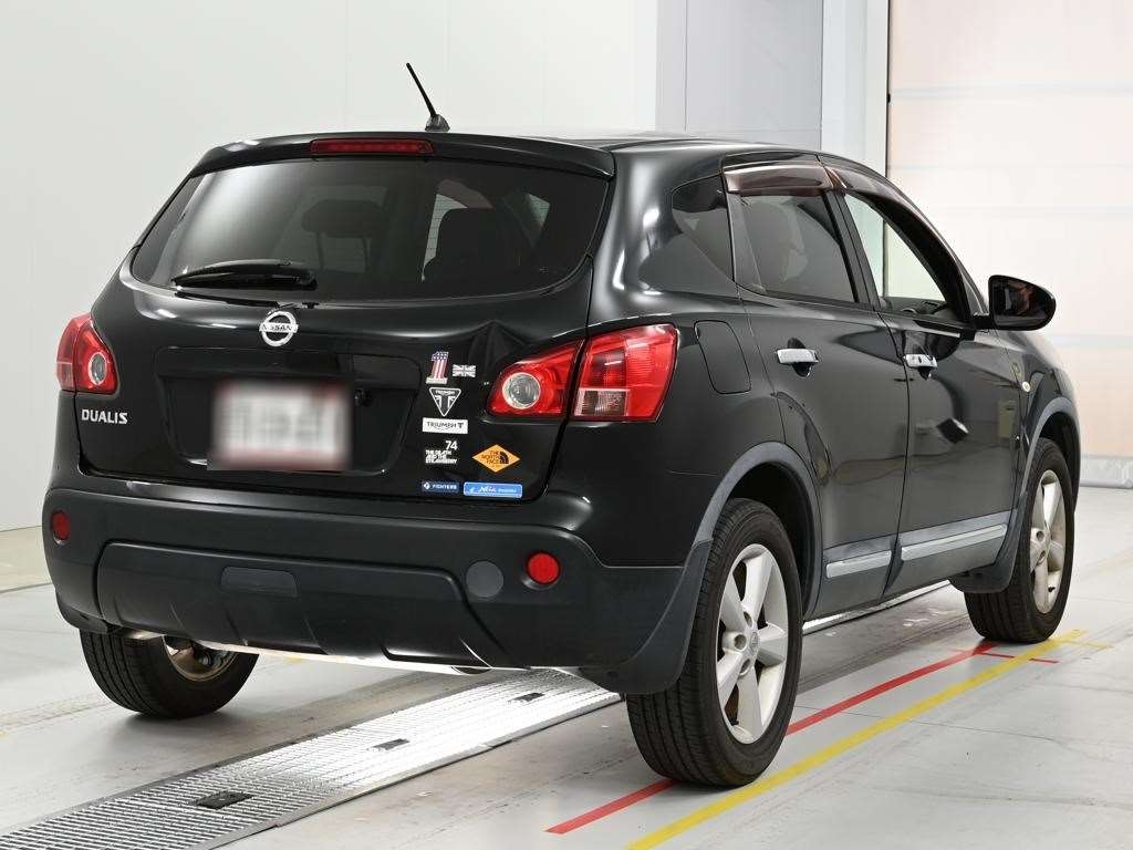 NISSAN DUALIS