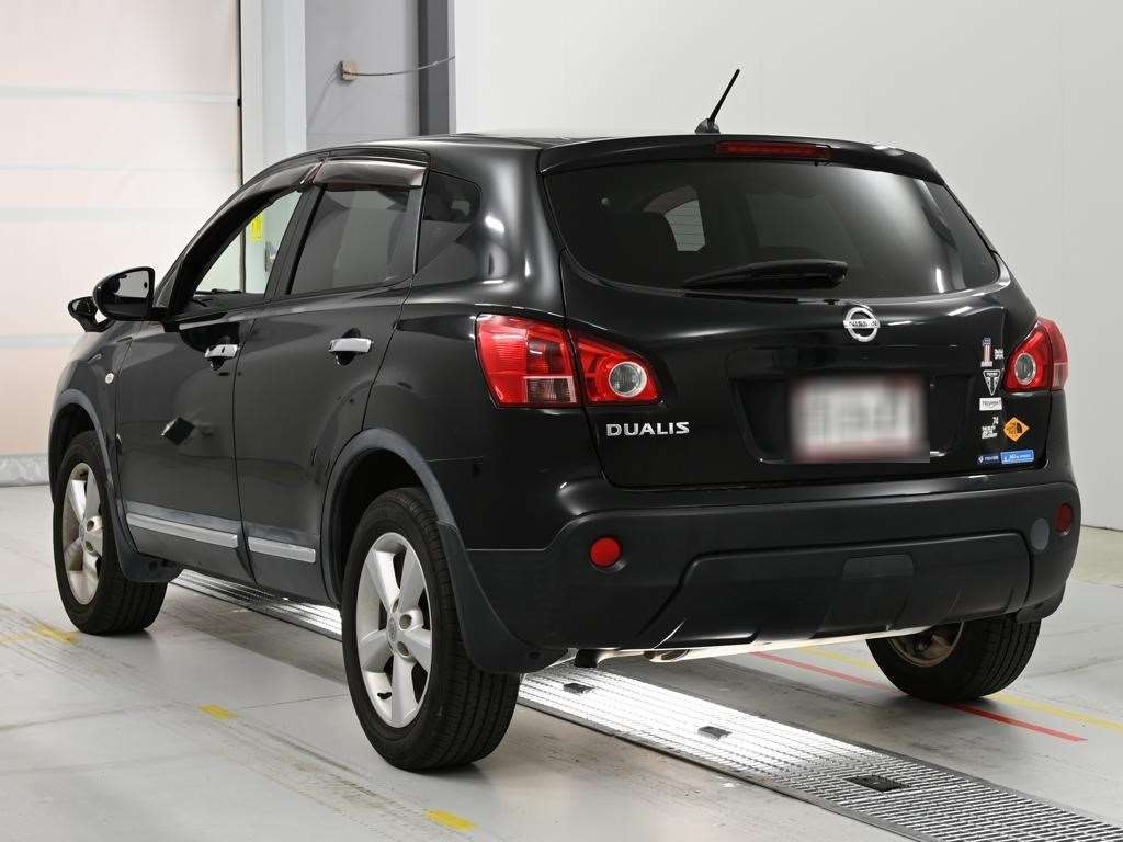 NISSAN DUALIS