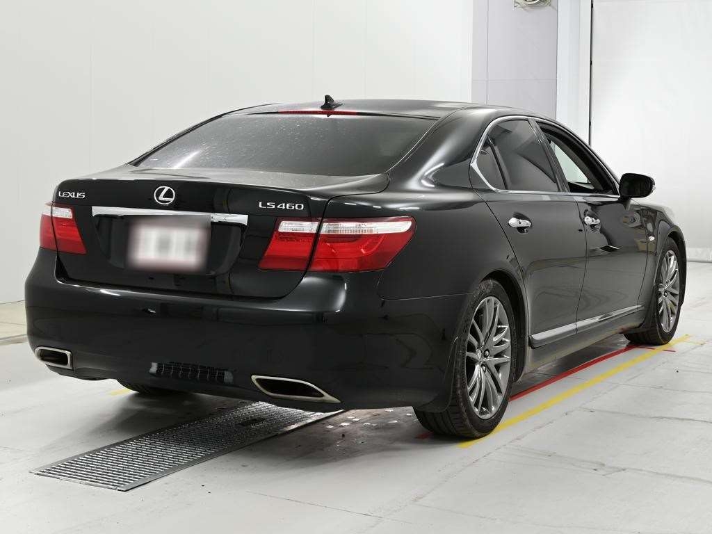 LEXUS LS460