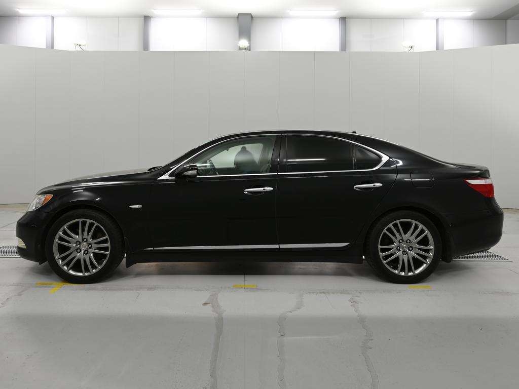 LEXUS LS460