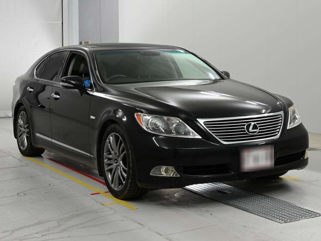 LEXUS LS460