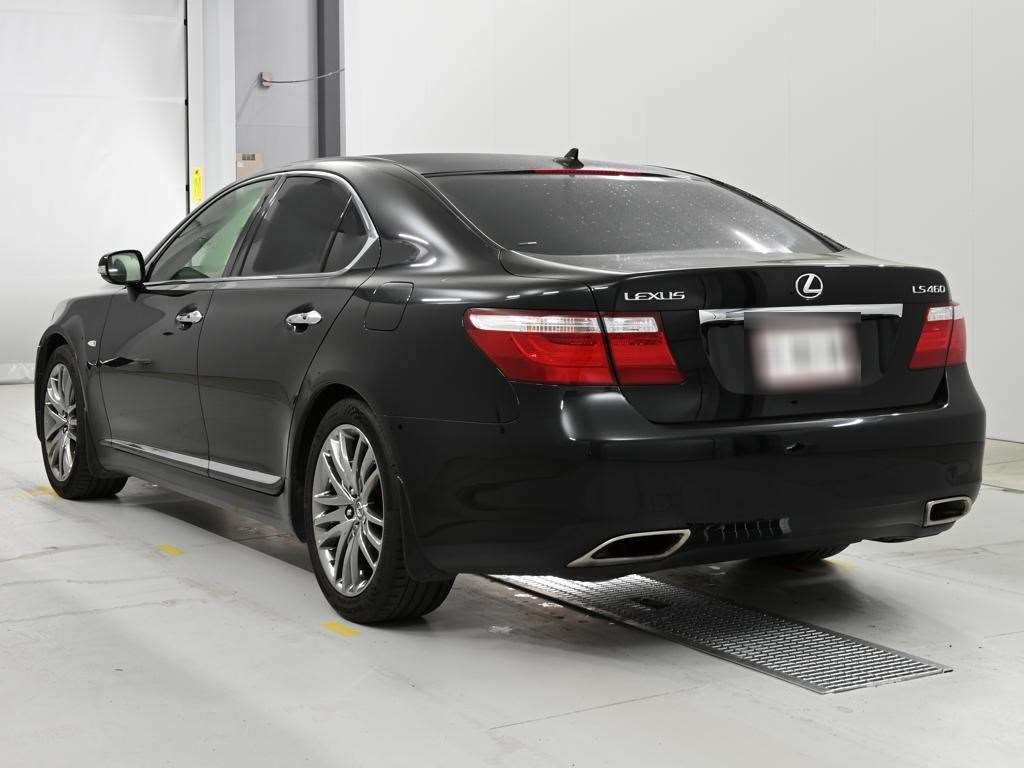 LEXUS LS460