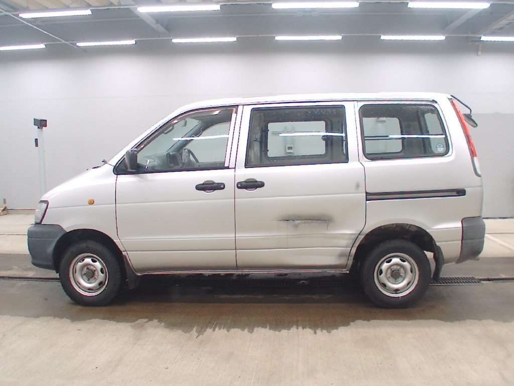 TOYOTA LITE ACE