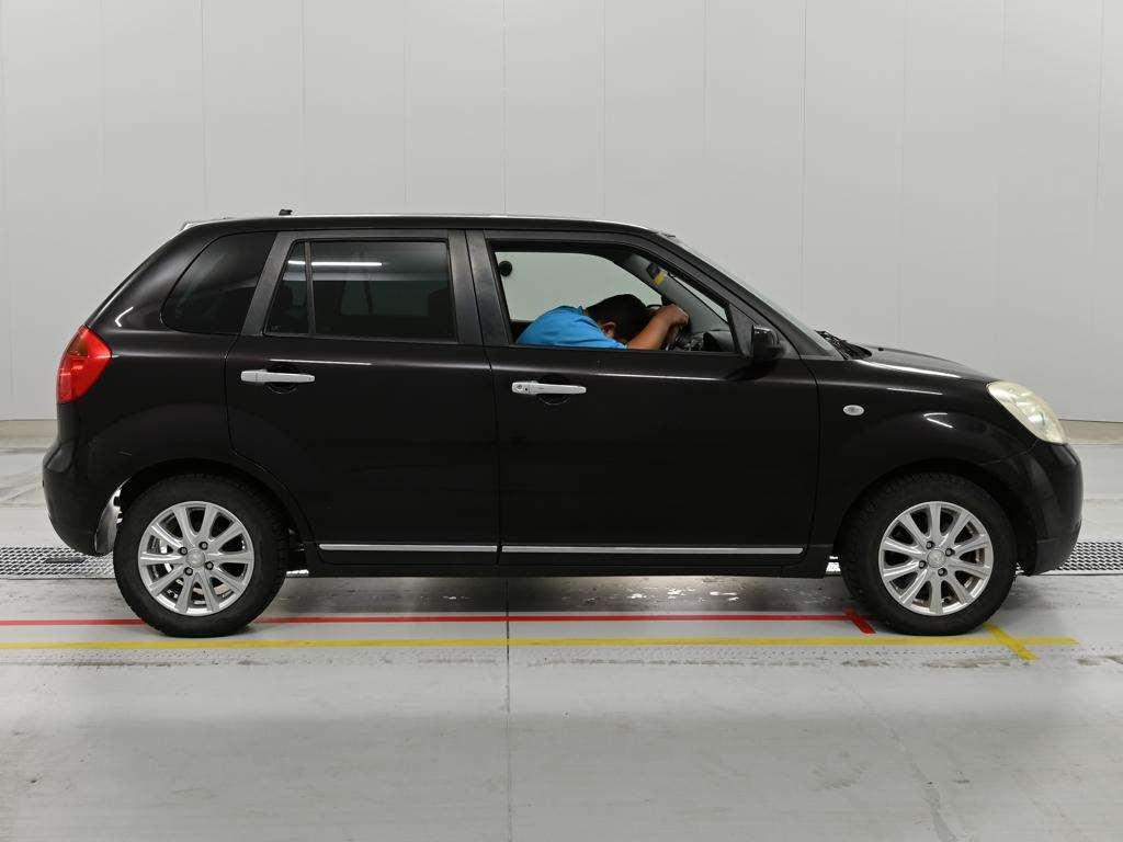 MAZDA VERISA