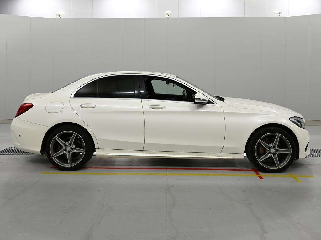 MERCEDES-BENZ C-CLASS