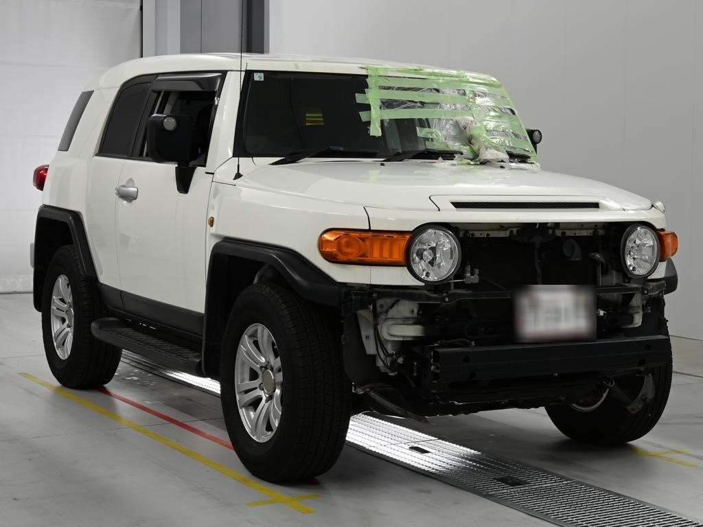 TOYOTA FJ CRUISER