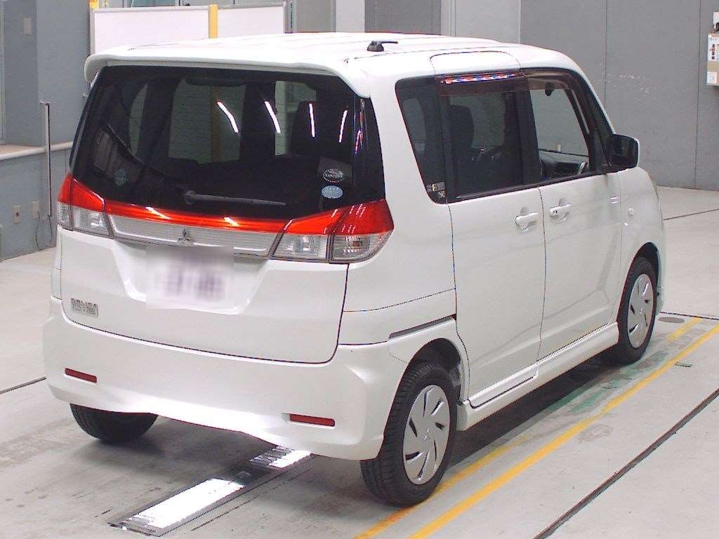 MITSUBISHI DELICA D:2