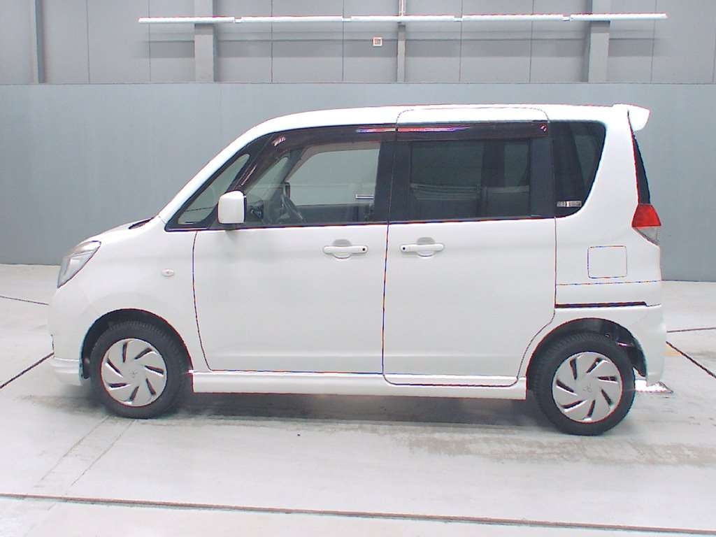 MITSUBISHI DELICA D:2
