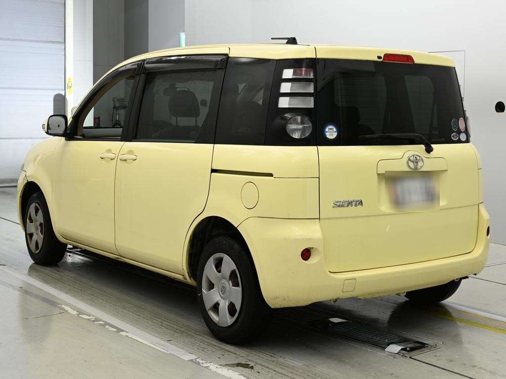 TOYOTA SIENTA